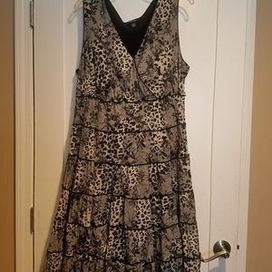 Style & Co Black/White Patterned Dress